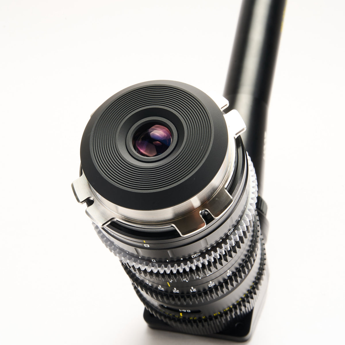 LENS3886 DZOFilm X-Tract 18-28mm T8 FF Probe Zoom Macro Lens (0, 90 & 360°, ARRI PL)(Metric3138.jpg