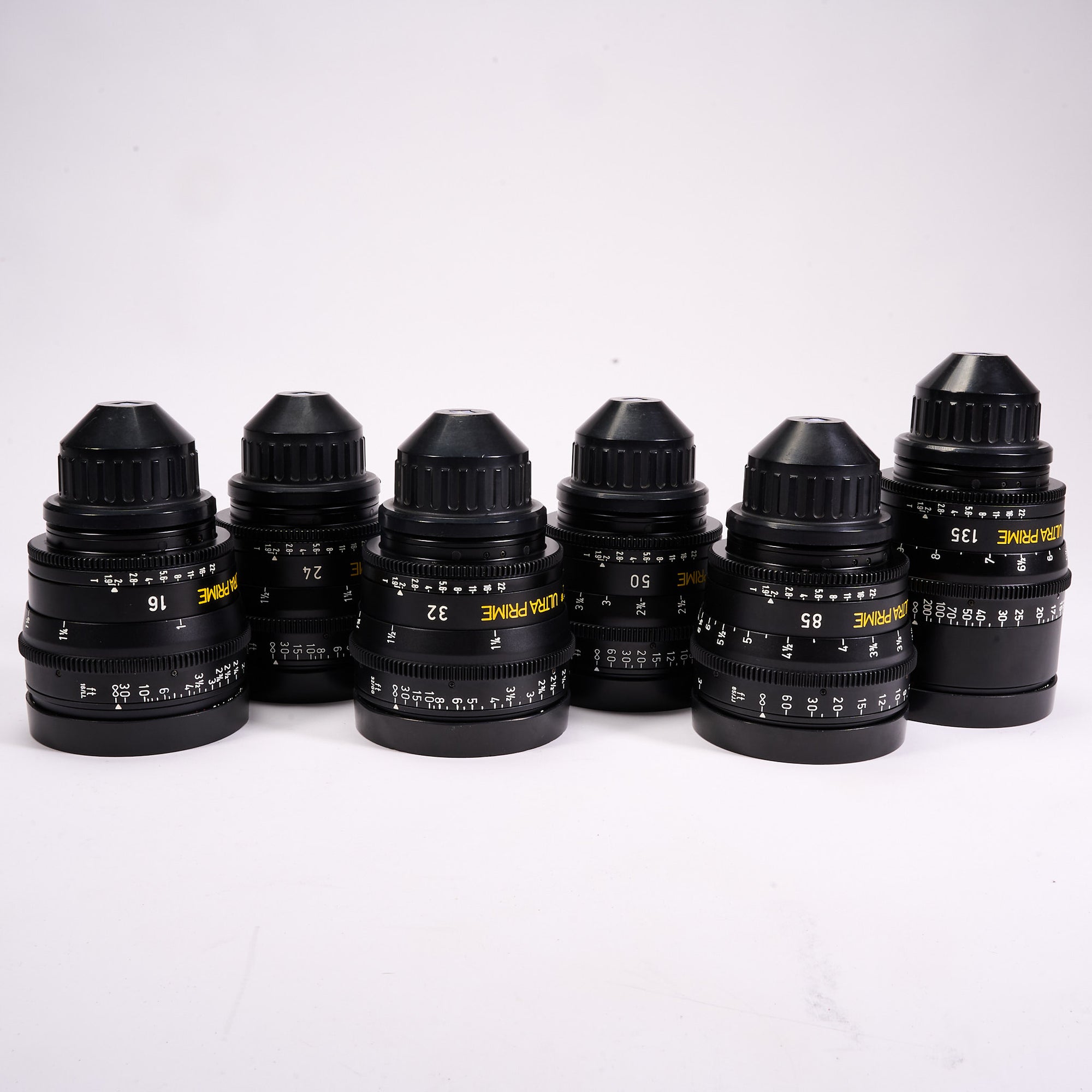 aLENS3666-0001 ARRI Zeiss Ultra Primes 16mm, 24mm, 32mm, 50mm, 85mm, 135mm, PL Mount, Case002040.jpg