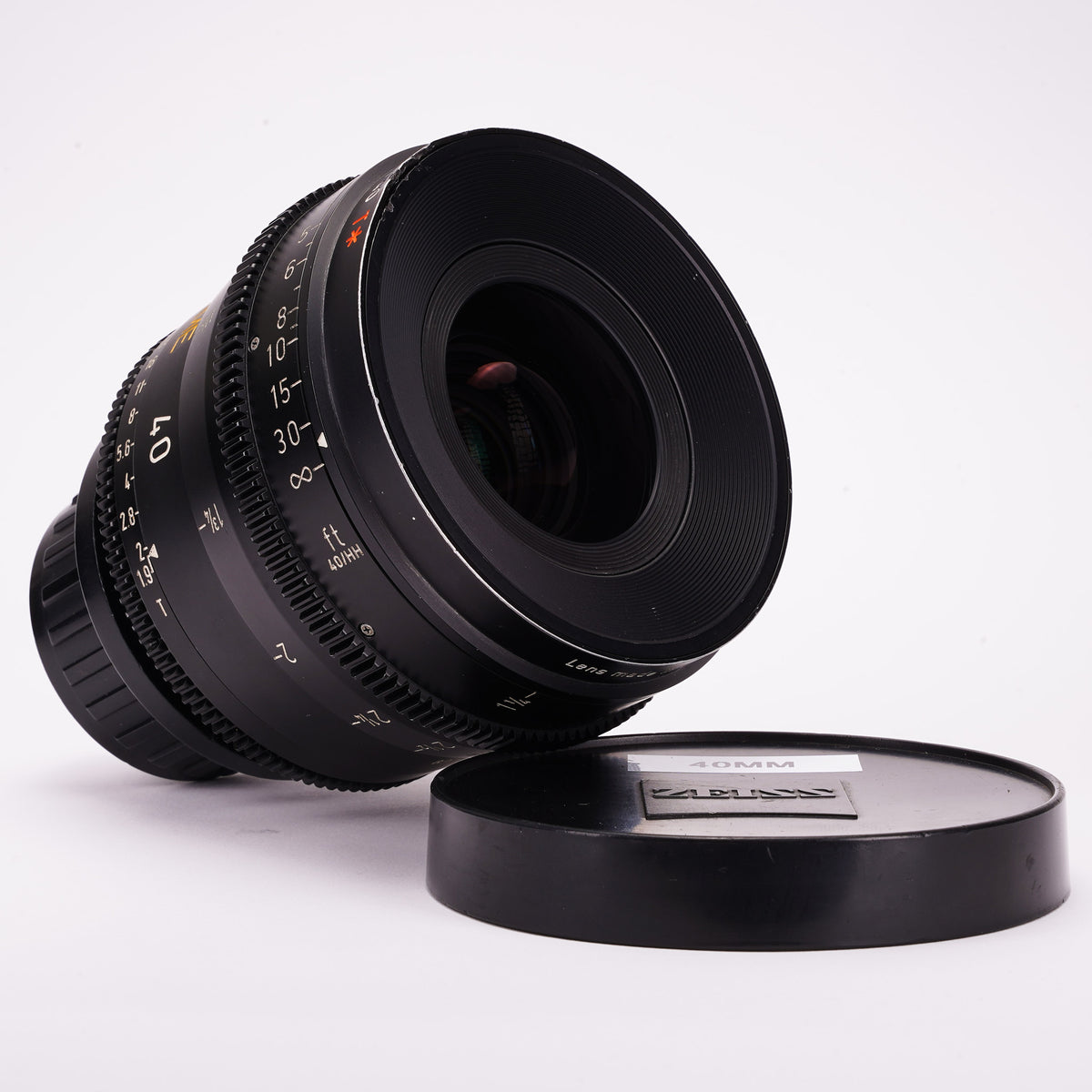 LENS3786-8629 ARRI Zeiss Ultra Primes 16mm, 28mm, 40mm, 65mm, 85mm, PL Mount, Case  0008.jpg