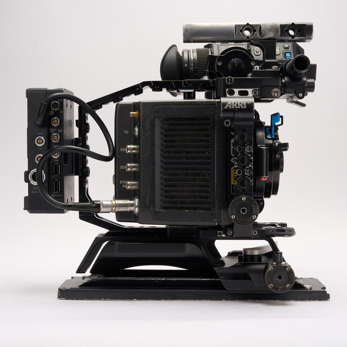 CAM3887-31788 ARRI Alexa Mini LF Kit, RAW License, Anamorphic, ARRI Cage, (x2) 1TB Codex Drive0002.jpg