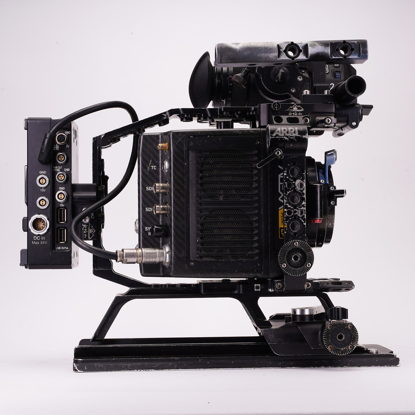 CAM3792-31045 Arri Alexa Mini LF Kit, RAW License, Anamorphic, ARRI Cage, (x3) 1TB Codex Drive0038.jpg