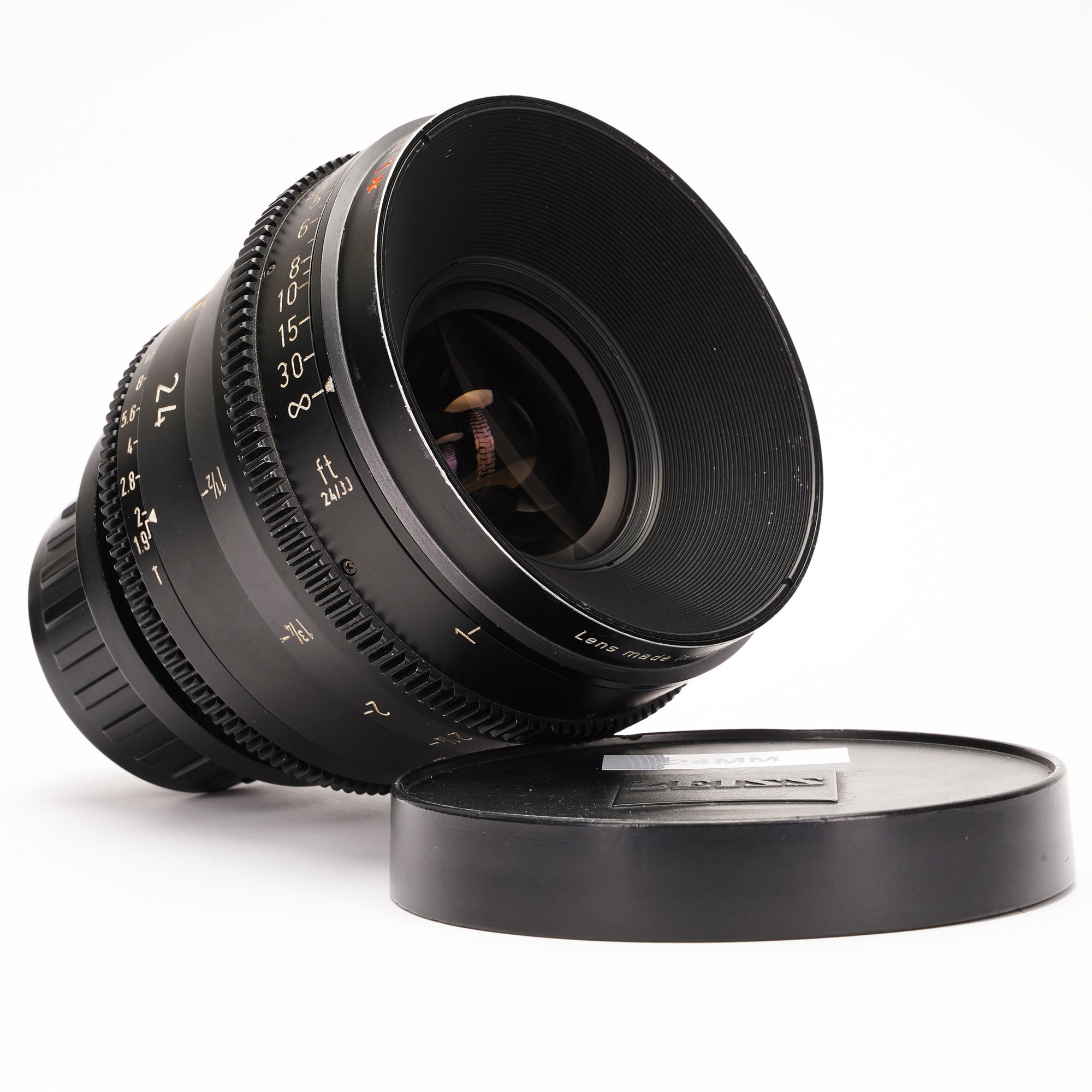 LENS3425-0353 ARRI ZEISS Ultra Primes 16mm 24mm 32mm 50mm 85mm T1.9 with PL Mount, Case5493.jpg