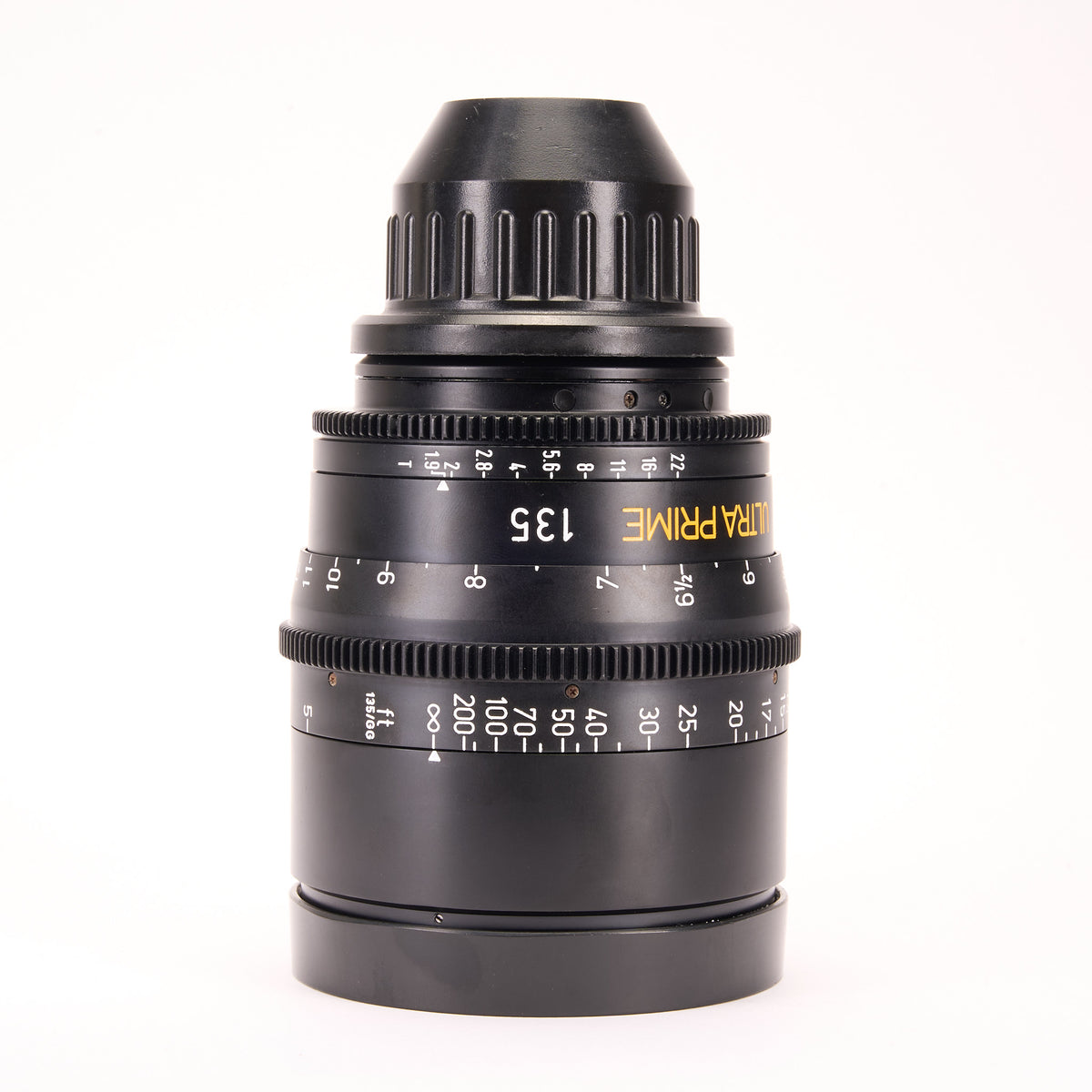 LENS3338-8949101 Arri Zeiss Ultra Prime 135mm T1.9 Lens with PL Mount & Feet3132.jpg