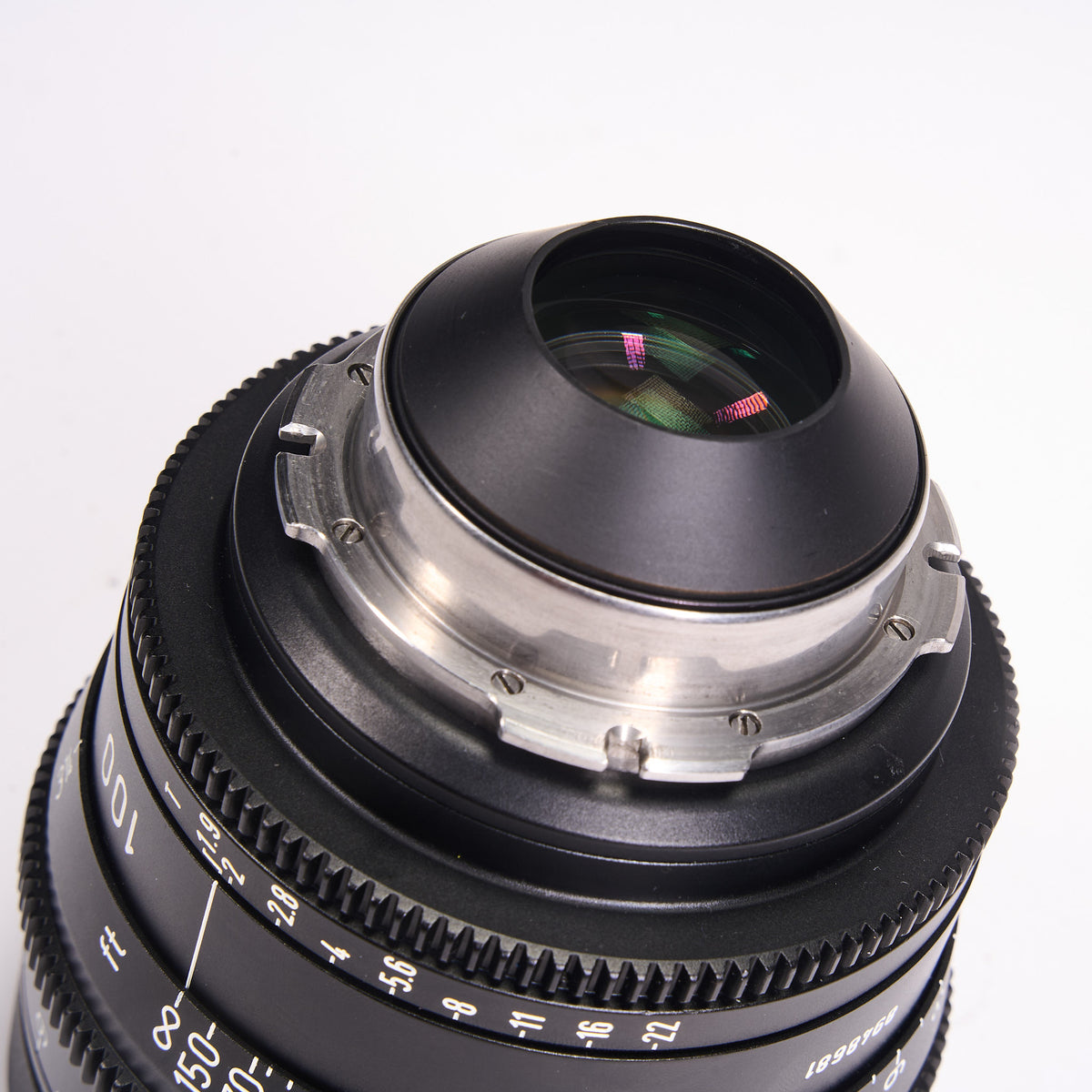 LENS3667-8681001988.jpg