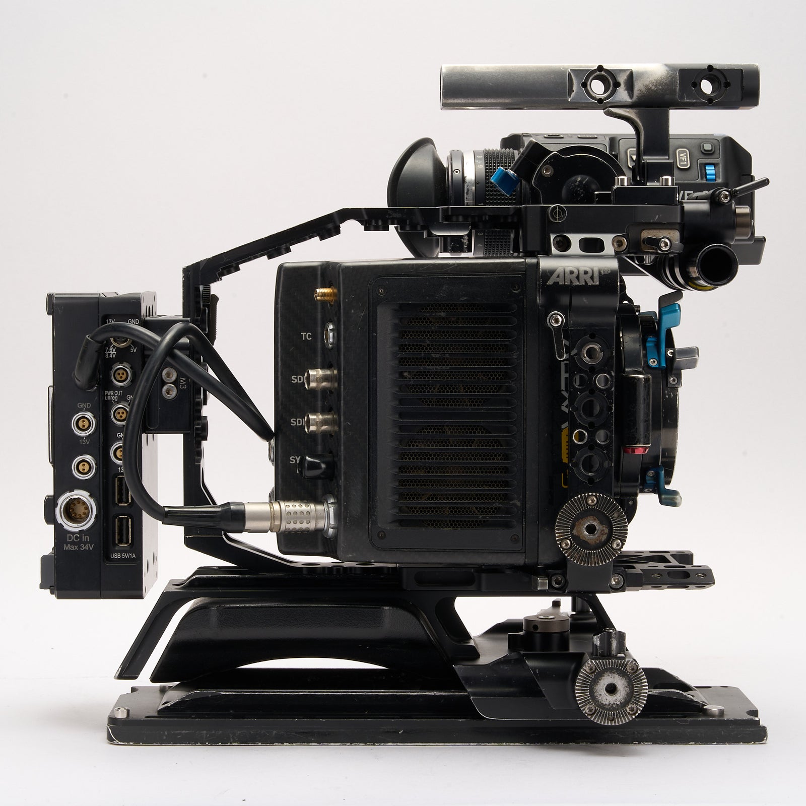 CAM3880-32748 Arri Alexa Mini LF Kit, RAW License, Anamorphic, ARRI Cage, (x2) 1TB Codex Drive1064.jpg