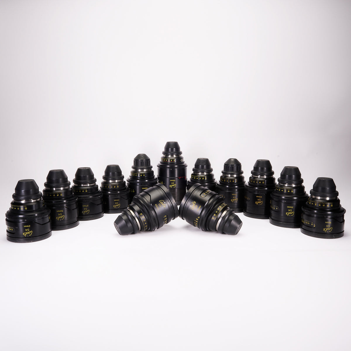 aLENS3560 Cooke S4 14mm 18mm 21mm 25mm 27mm 32mm 35mm 40mm 50mm 65mm 75mm 100mm 135mm T2 Prime Lenses PL Mount 0037.jpg