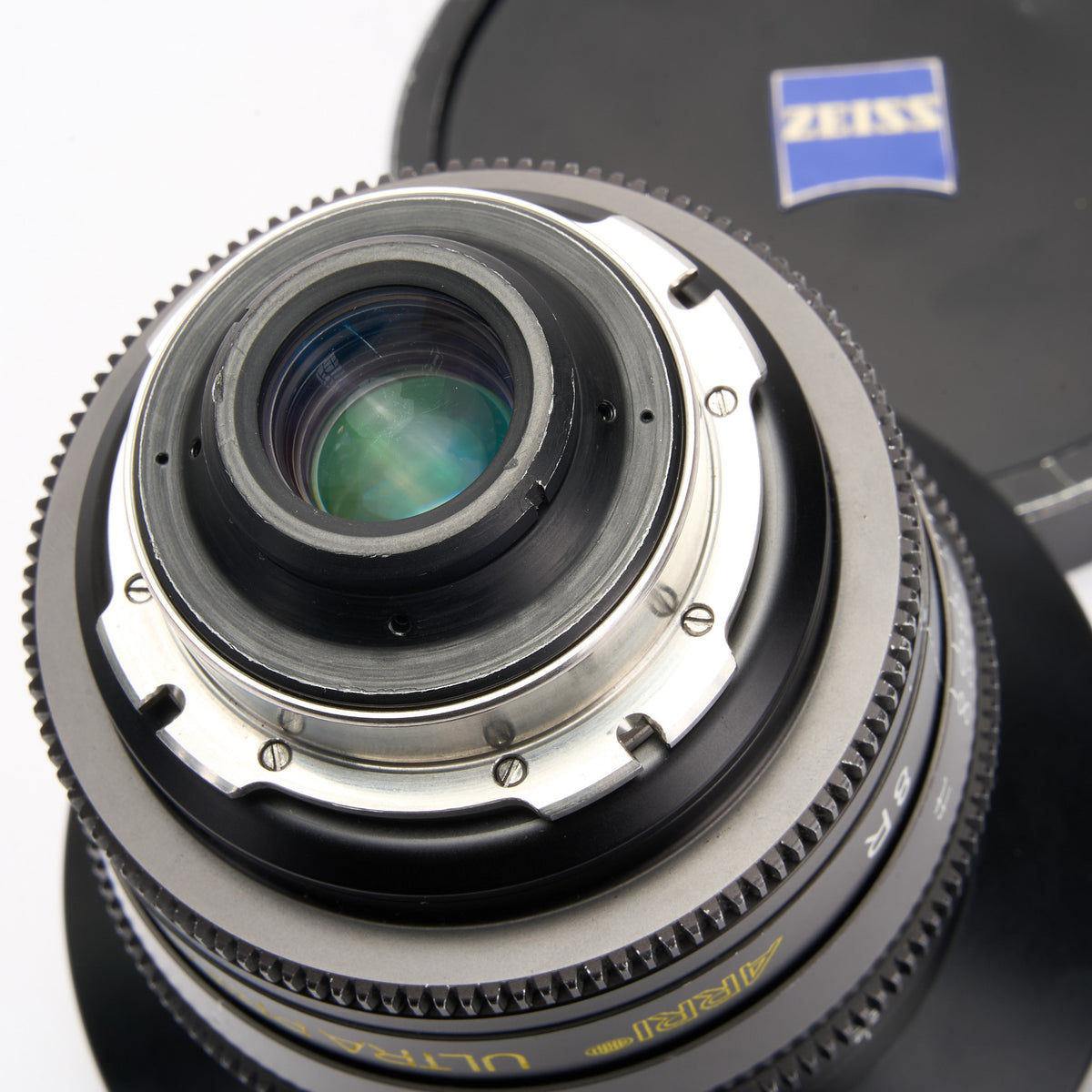 LENS3708-8922701 ARRI Zeiss Ultra Prime 8R T2.8 Lens with PL Mount & Feet0004.jpg