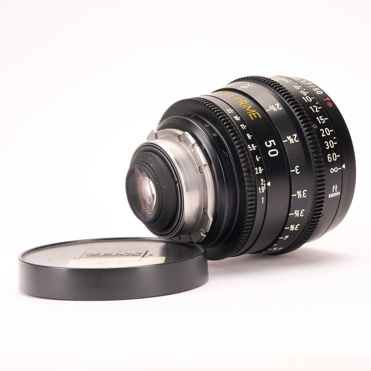 LENS3425-8629 ARRI ZEISS Ultra Primes 16mm 24mm 32mm 50mm 85mm T1.9 with PL Mount, Case3122.jpg