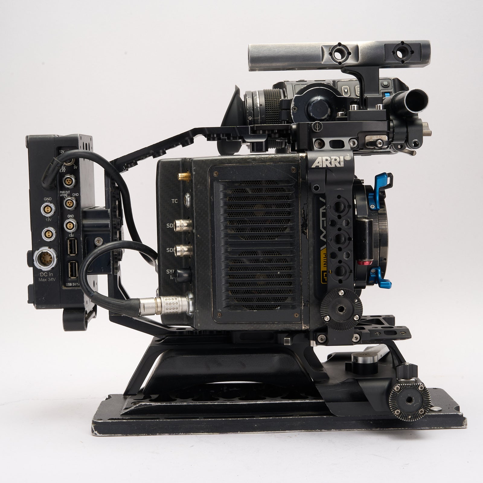 CAM3888-31842 ARRI Alexa Mini LF Kit, RAW License, Anamorphic, ARRI Cage, (x2) 1TB Codex Drive0007.jpg