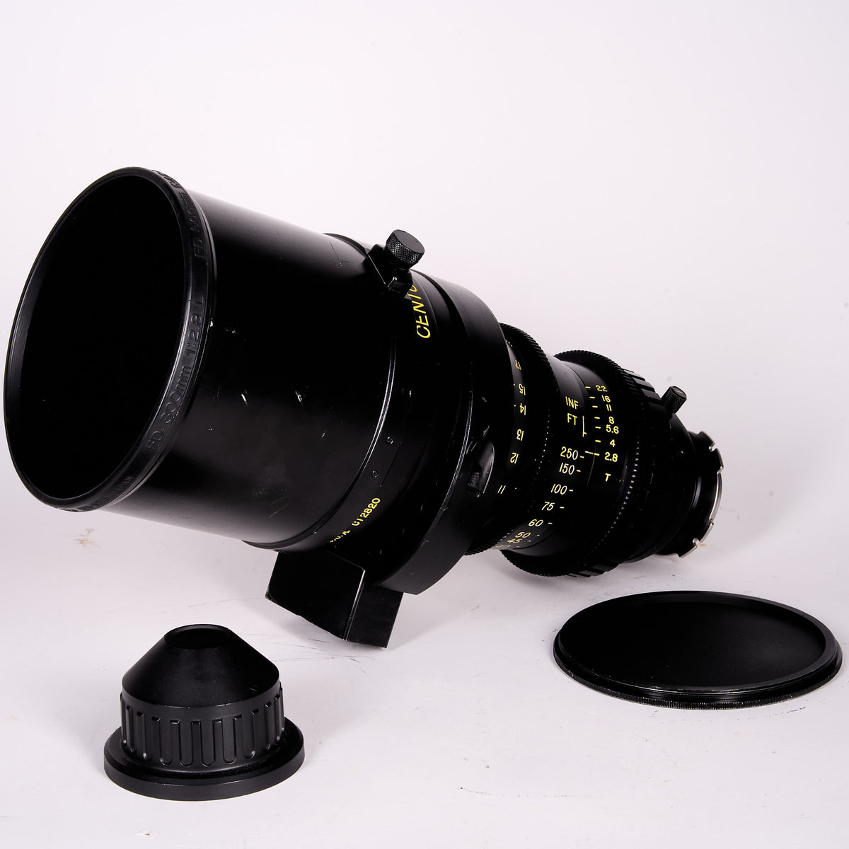 LENS3555-C12880 Century Series 2000 300mm T2.8_000856.jpg