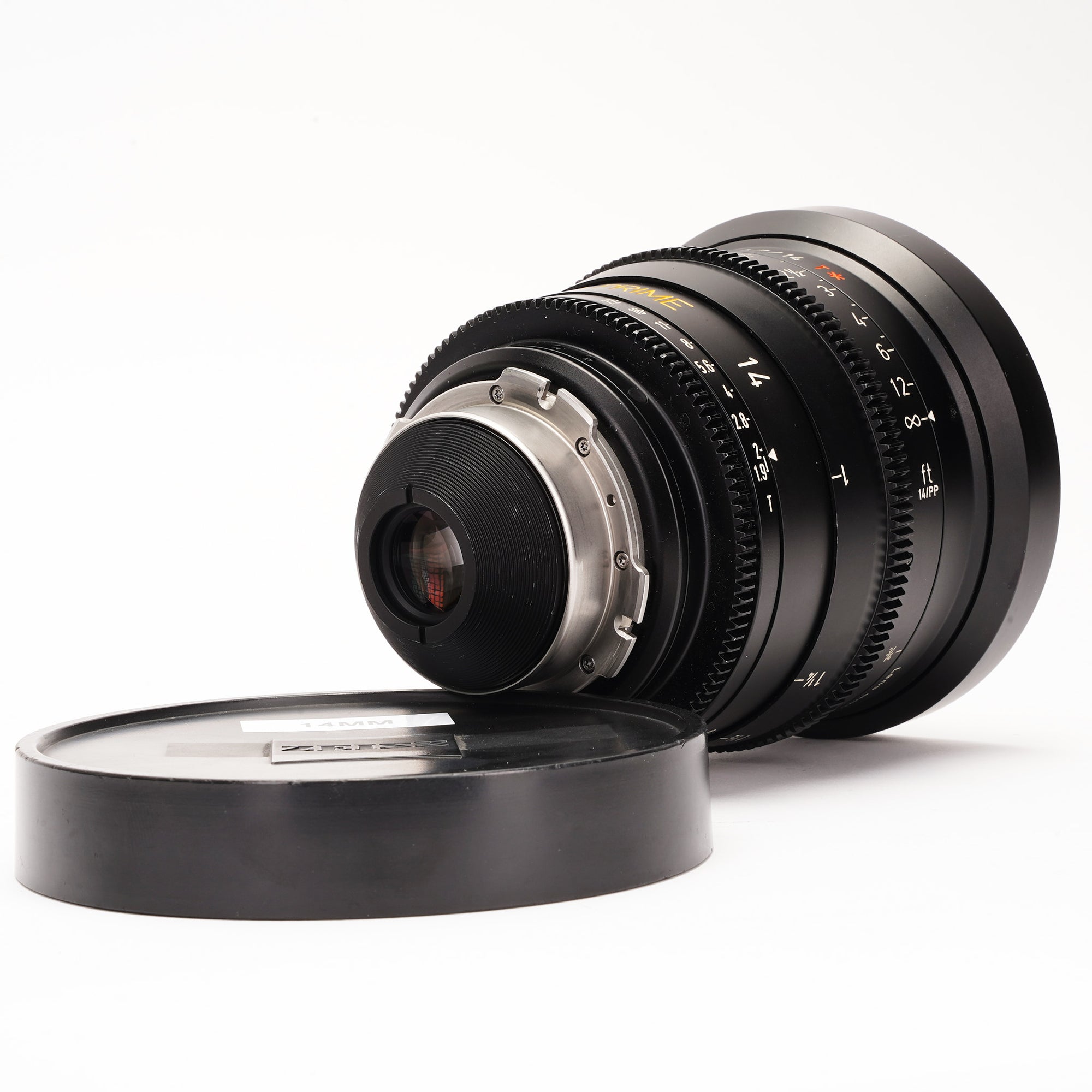 LENS3787-8879 ARRI Zeiss Ultra Primes 14mm, 20mm, 28mm, 50mm, 85mm PL Mount, Case5515.jpg