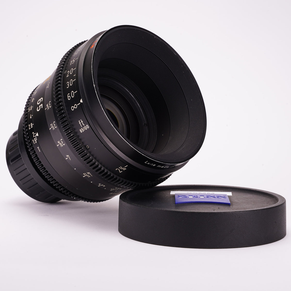 LENS3786-8629 ARRI Zeiss Ultra Primes 16mm, 28mm, 40mm, 65mm, 85mm, PL Mount, Case  0010.jpg