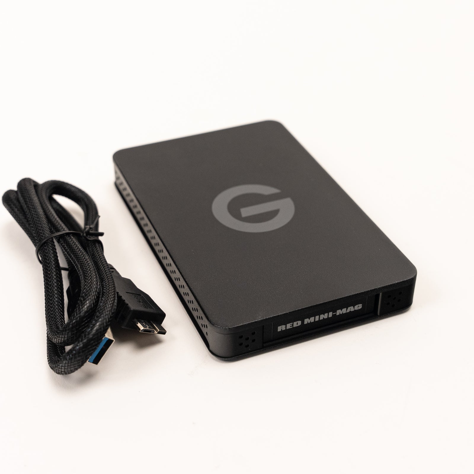 CinemaCameras.com - 6.1.22 - Photo - Selects (261 of 399) - Gtech Reader.jpg